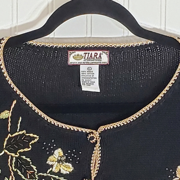 TIARA International Vintage Button Down Cardigan Sweater Embroid Flowers… - Picture 2 of 14